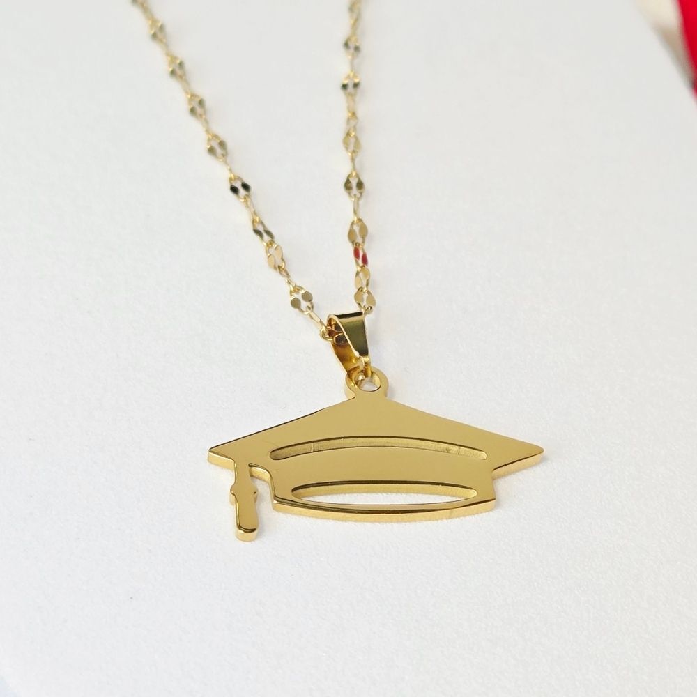 Gold Graduation Cap Pendant Necklace 18” Stainless Steel Lip Chain Grad Gift